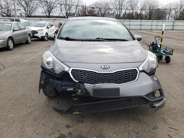 Photo 9 from auction – 2016 KIA FORTE EX with VIN KNAFX5A83G5632914