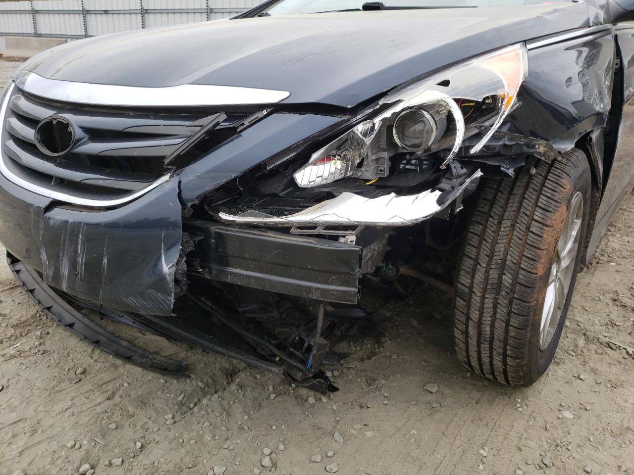 Photo 9 from auction – 2014 HYUNDAI SONATA GLS with VIN 5NPEB4AC0EH891580