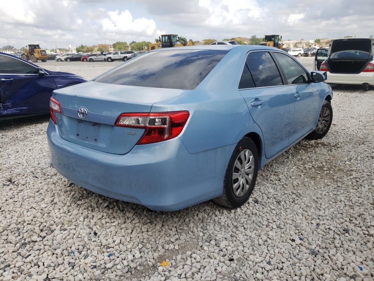 Photo 4 from auction – 2013 TOYOTA CAMRY L with VIN 4T4BF1FK7DR275869