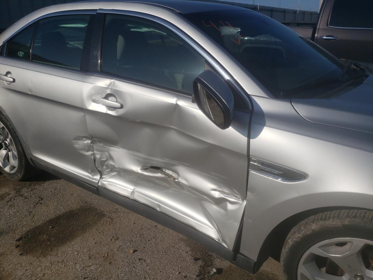 Photo 9 from auction – 2010 FORD TAURUS SEL with VIN 1FAHP2EW0AG167142