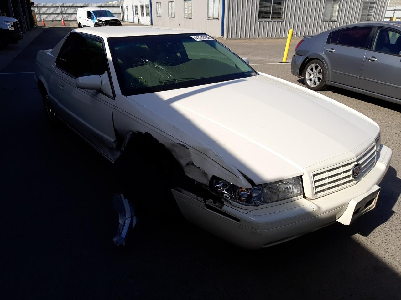 CADILLAC ELDORADO C 2002 with VIN 1G6EC12942B105956 - Photo from auction
