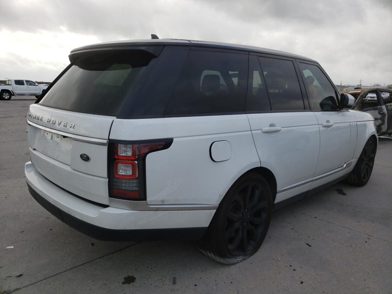 Photo 4 from auction – 2016 LAND ROVER RANGE ROVE with VIN SALGS2PF5GA300211