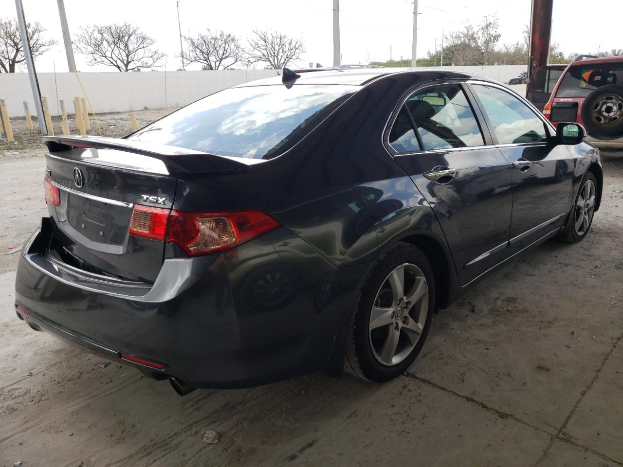 Photo 4 from auction – 2011 ACURA TSX with VIN JH4CU2F63BC002169