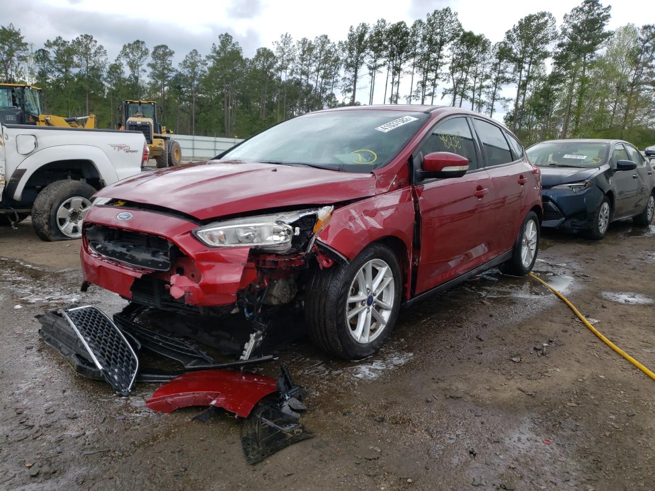 Photo 2 from auction – 2015 FORD FOCUS SE with VIN 1FADP3K2XFL381673