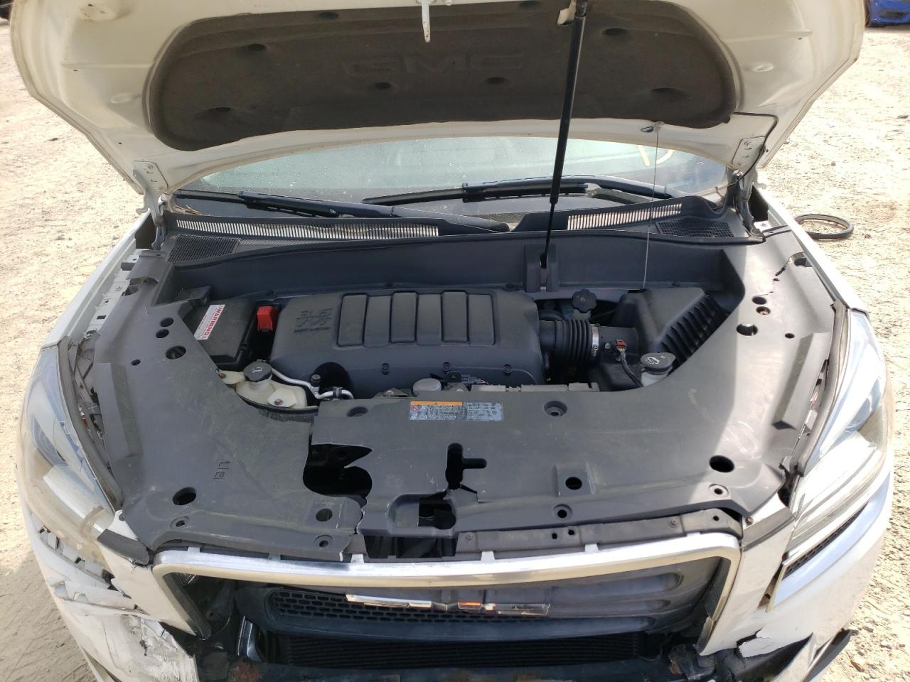 Photo 7 from auction – 2014 GMC ACADIA SLE with VIN 1GKKRNED6EJ257113
