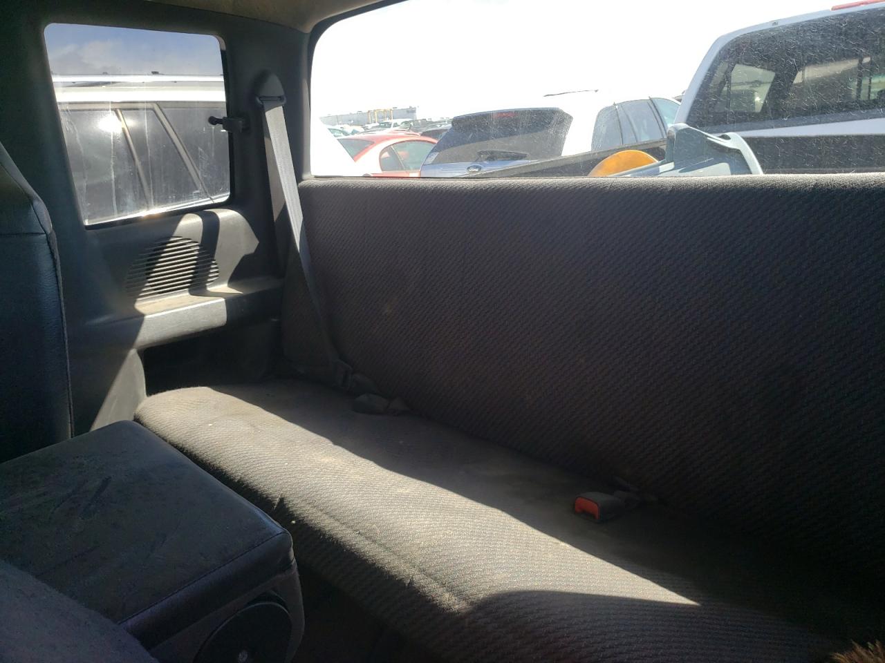 Photo 6 from auction – 2000 DODGE RAM 1500 with VIN 3B7HC12Y0YG147090