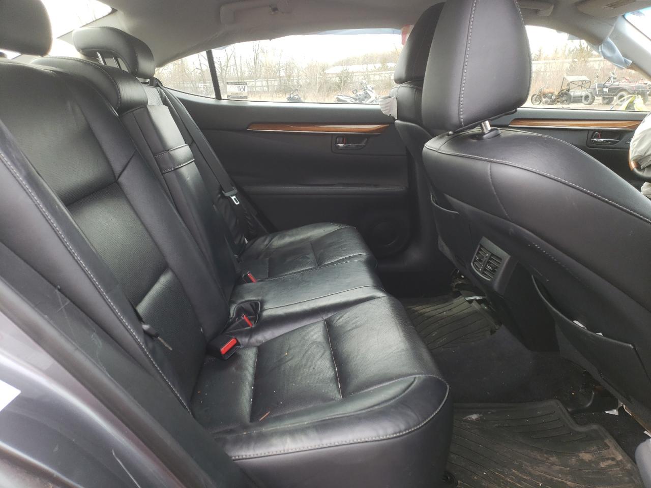 صورة رقم 6 من المزاد - 2015 LEXUS ES 300H مع VIN JTHBW1GG6F2085311