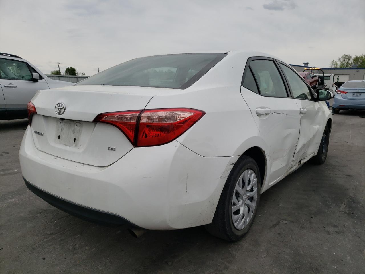 Photo 4 from auction – 2018 TOYOTA COROLLA L with VIN 5YFBURHE5JP806795