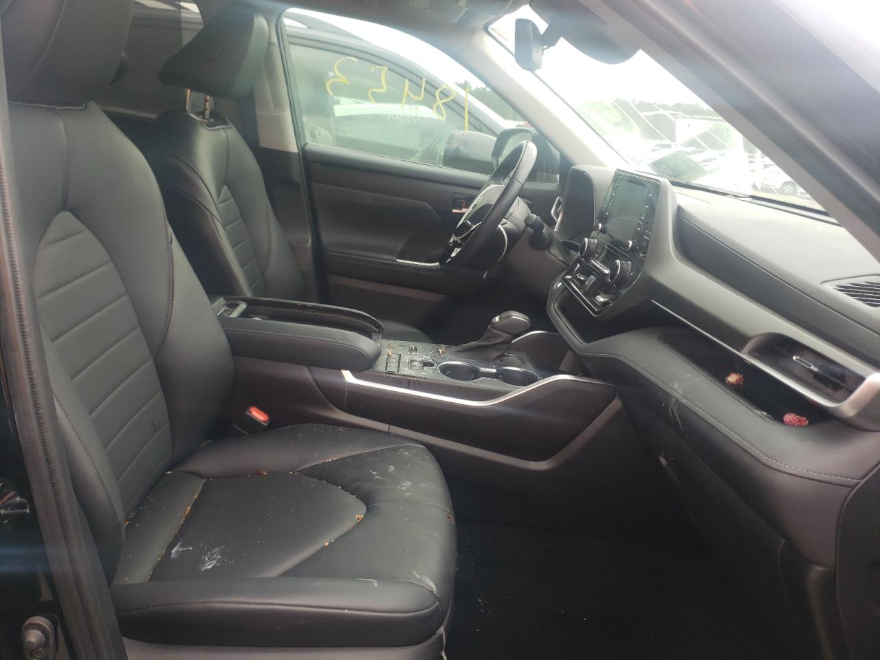 Photo 5 from auction – 2021 TOYOTA HIGHLANDER with VIN 5TDGARAH3MS505408