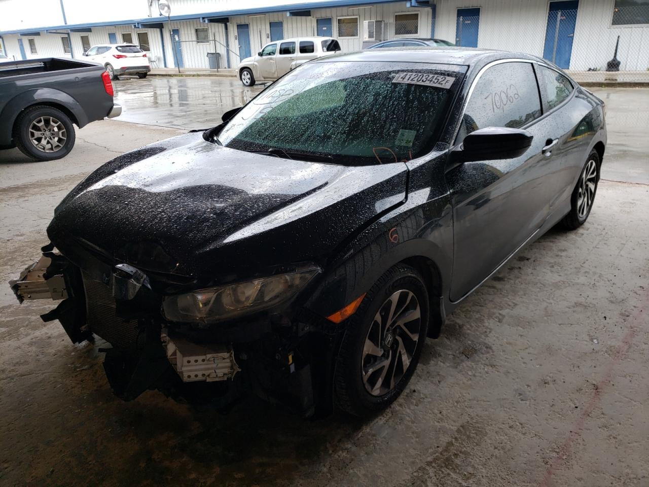 Photo 2 from auction – 2016 HONDA CIVIC LX with VIN 2HGFC4B09GH303839