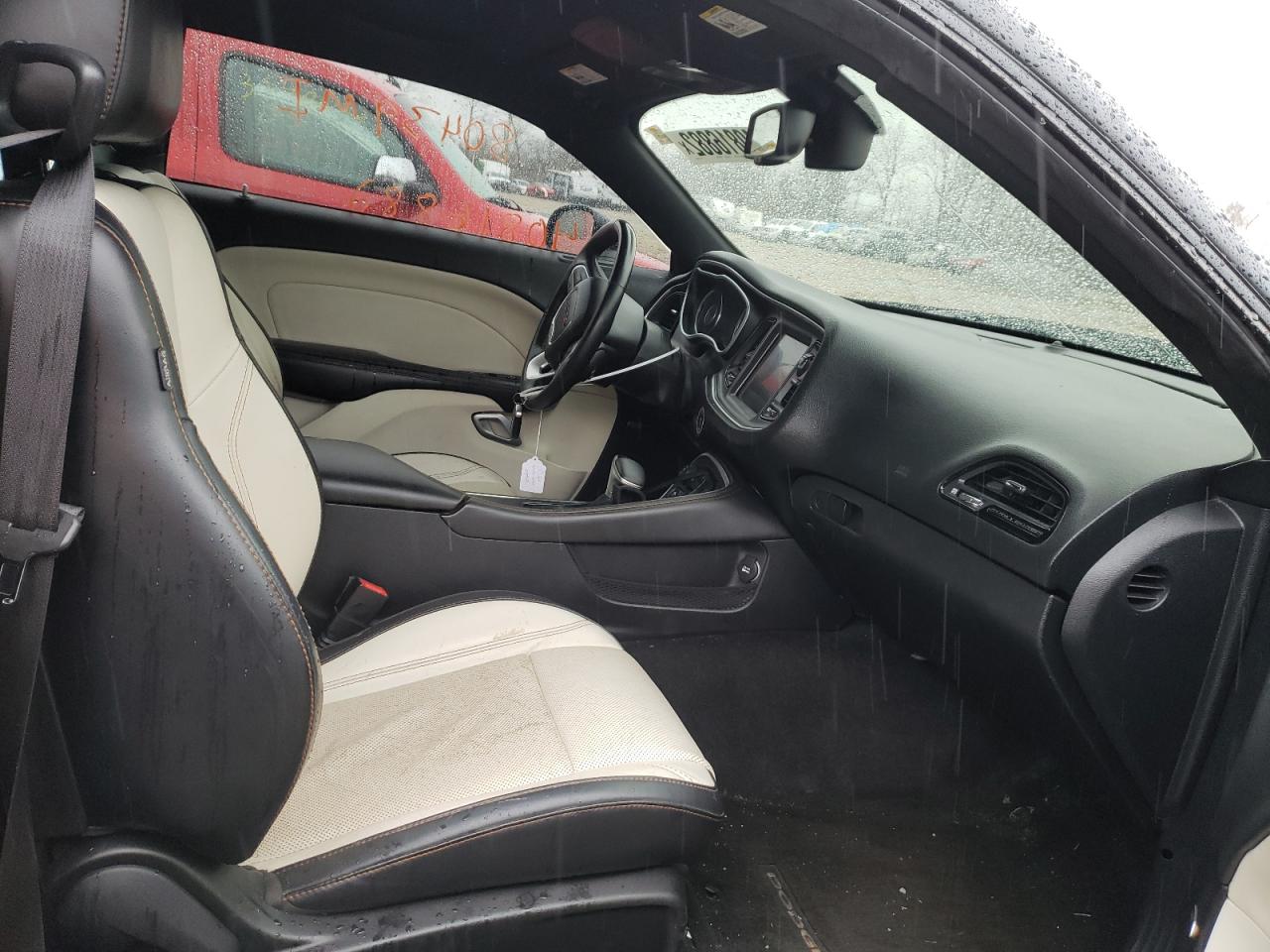 Photo 5 from auction – 2015 DODGE CHALLENGER with VIN 2C3CDZBT5FH712977