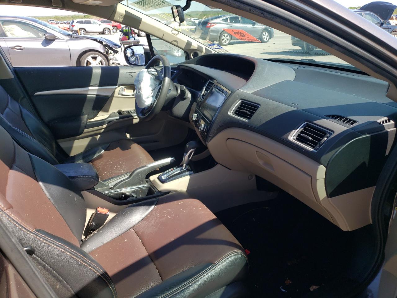Photo 5 from auction – 2015 HONDA CIVIC EX with VIN 19XFB2F82FE016858