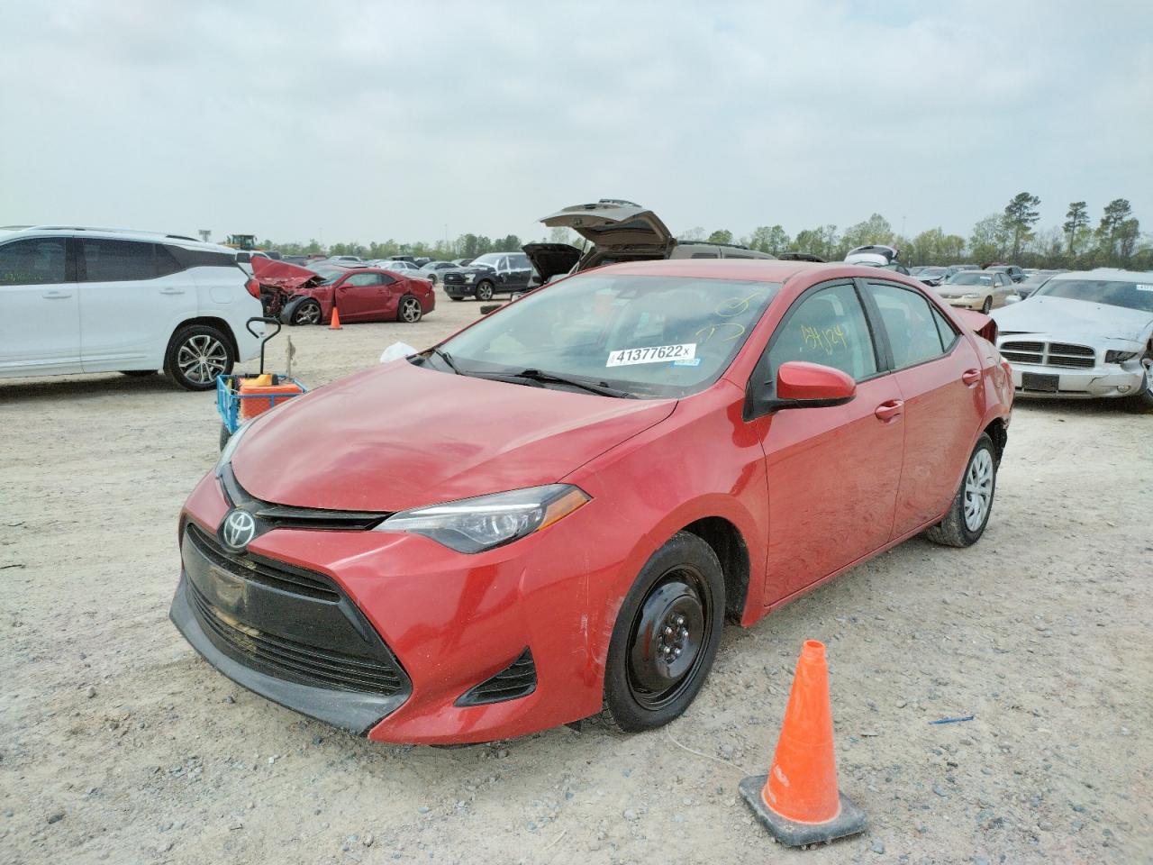 Photo 2 from auction – 2017 TOYOTA COROLLA L with VIN 2T1BURHE0HC884041