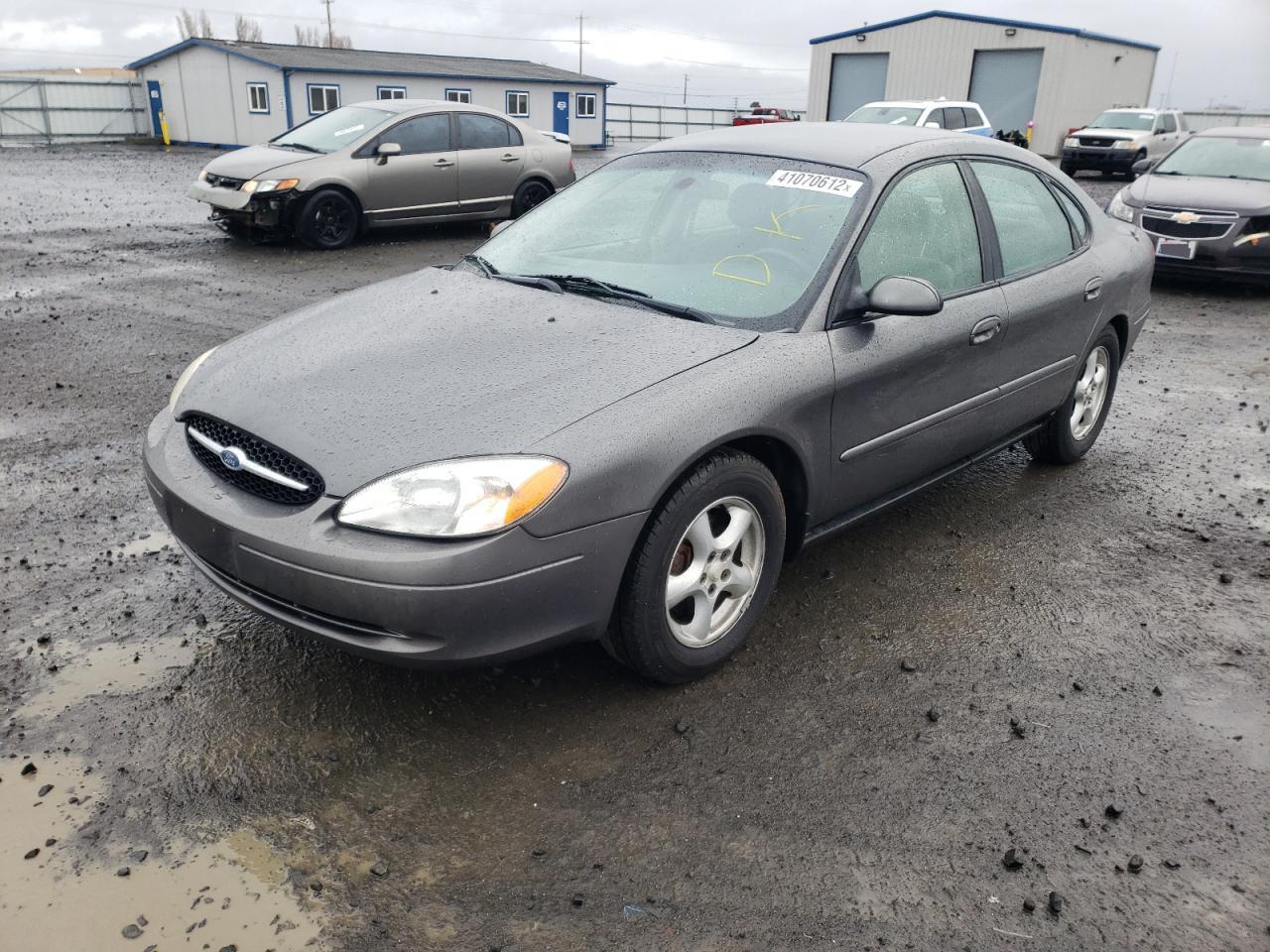 Photo 2 from auction – 2003 FORD TAURUS with VIN 1FAFP53U93G106241
