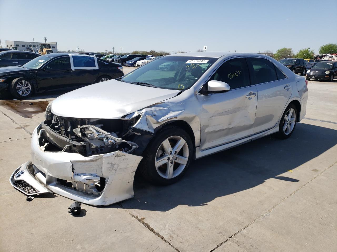 Photo 2 from auction – 2012 TOYOTA CAMRY BASE with VIN 4T1BF1FK1CU138502