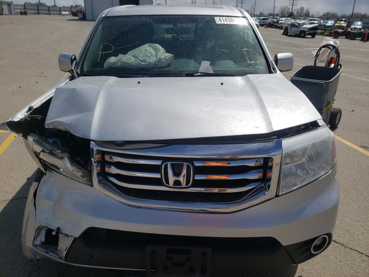 Photo 7 from auction – 2015 HONDA PILOT SE with VIN 5FNYF4H37FB074937