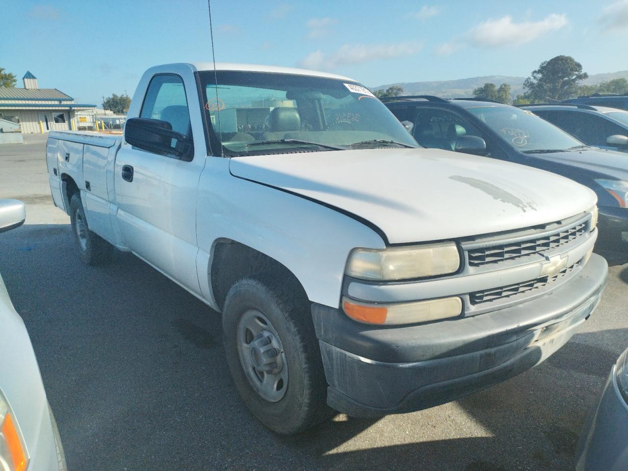 Photo 1 from auction – 2000 CHEVROLET SILVERADO with VIN 1GBGC24U5YZ291234