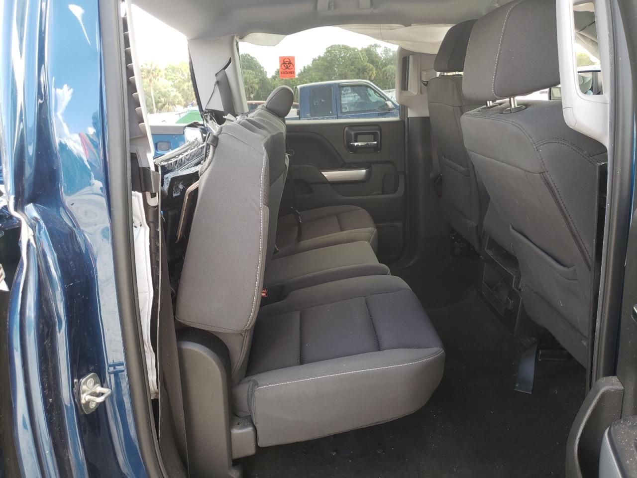 Photo 6 from auction – 2018 CHEVROLET SILVERADO with VIN 3GCUKREC0JG292667