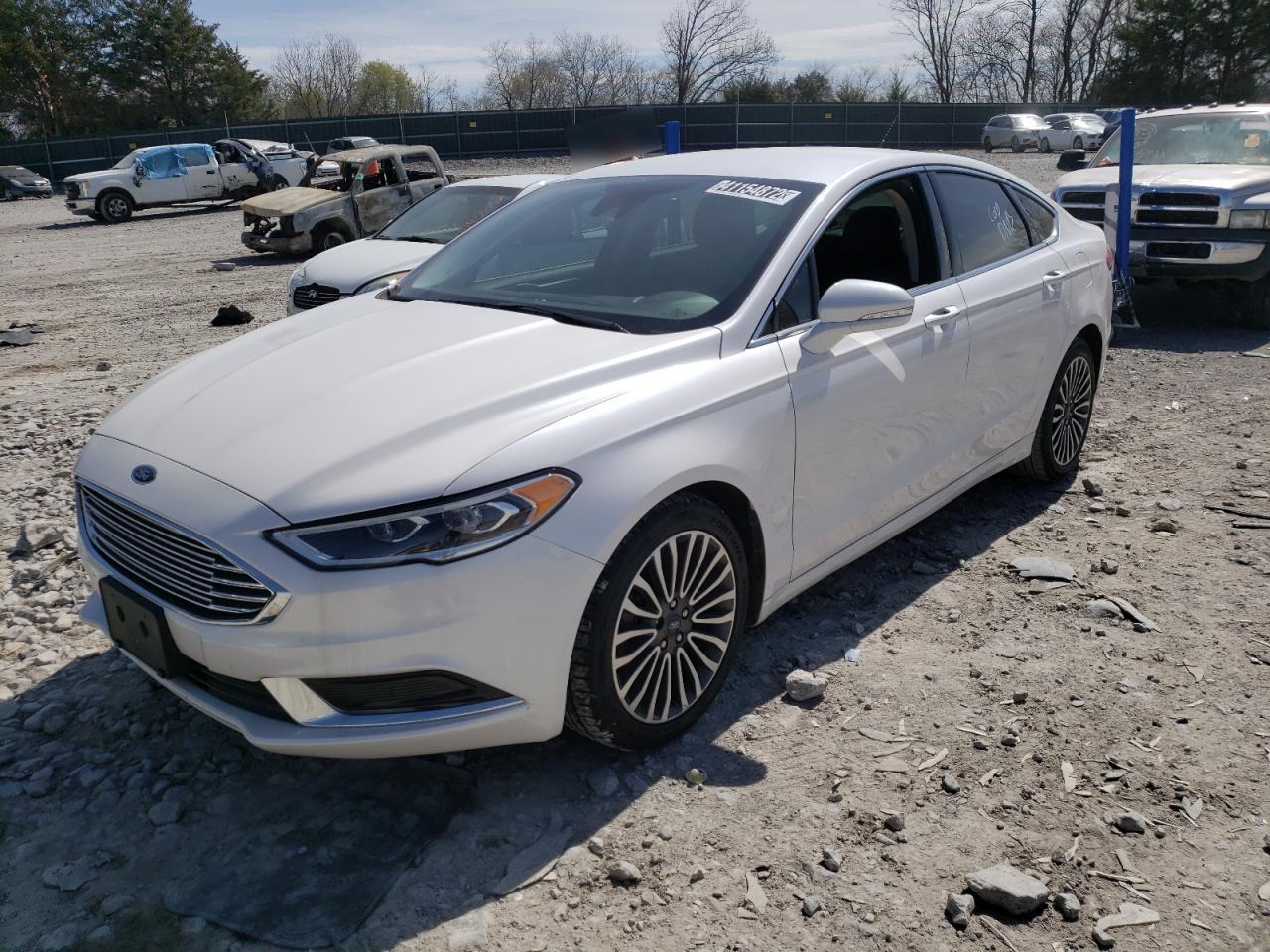 Photo 2 from auction – 2018 FORD FUSION SE with VIN 3FA6P0HD6JR213670