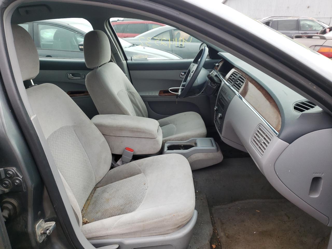 Photo 5 from auction – 2005 BUICK LACROSSE C with VIN 2G4WC532851315227