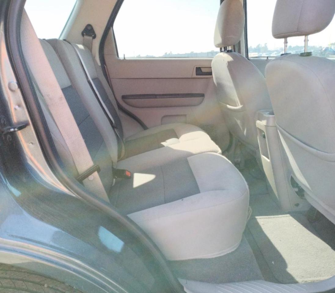 Photo 6 from auction – 2008 FORD ESCAPE XLT with VIN 1FMCU03138KB51254
