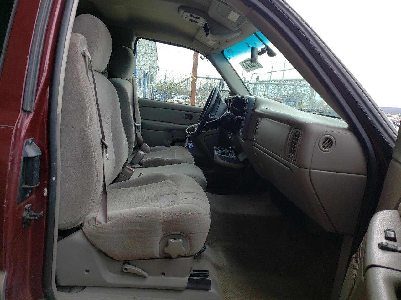 Photo 5 from auction – 2000 CHEVROLET SILVERADO with VIN 2GCEC19T1Y1332643