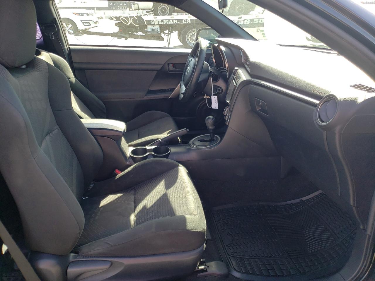 Photo 5 from auction – 2011 TOYOTA SCION TC with VIN JTKJF5C78B3020497