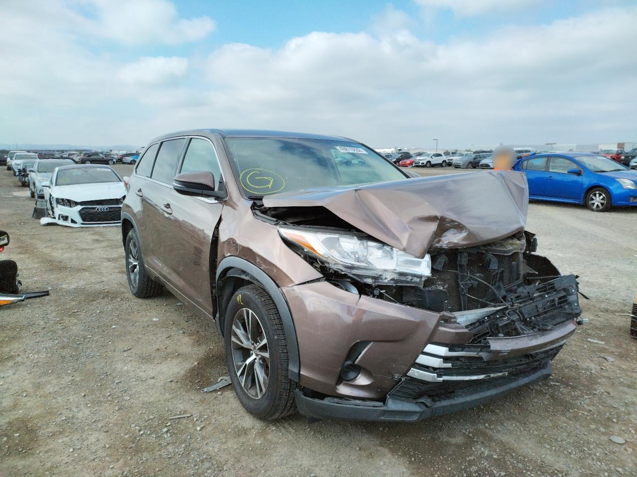 TOYOTA HIGHLANDER 2018 with VIN 5TDZARFH1JS034419 - Photo from auction