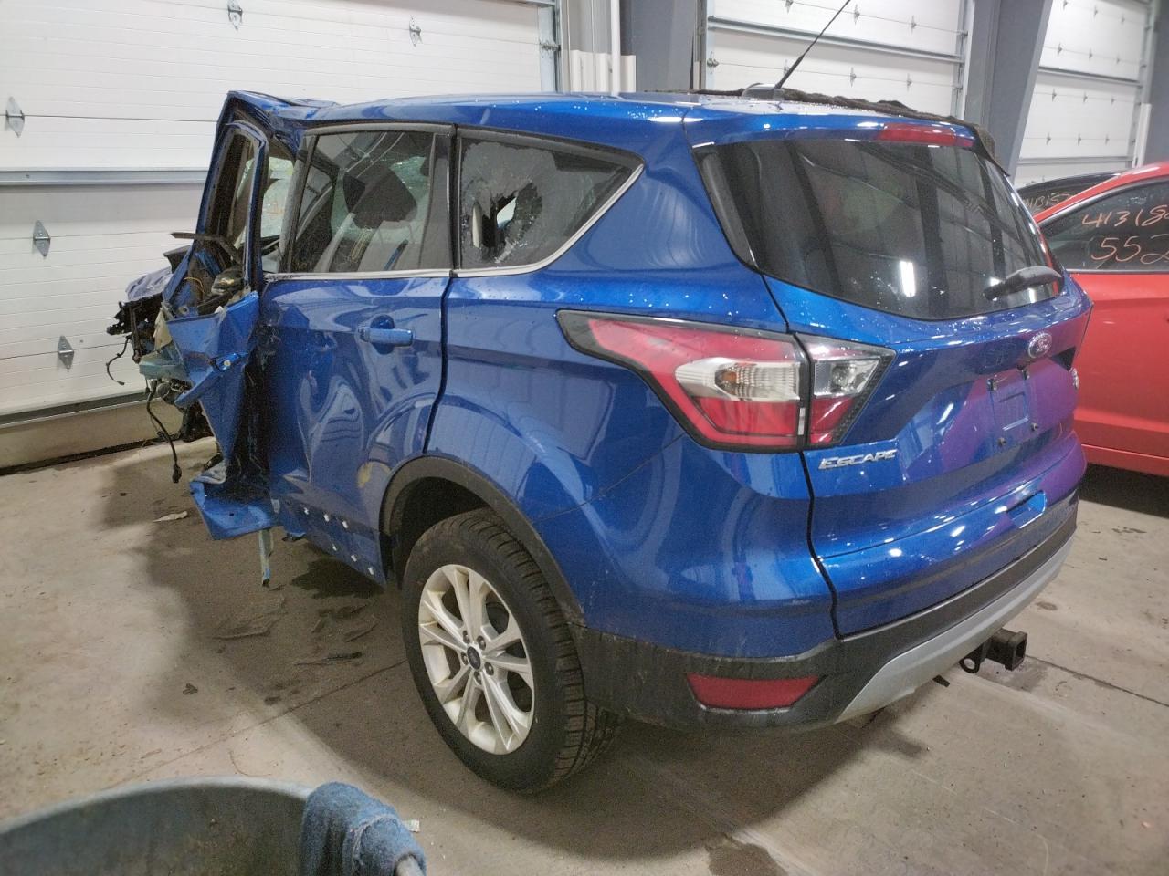 Photo 3 from auction – 2017 FORD ESCAPE SE with VIN 1FMCU9G92HUB43901