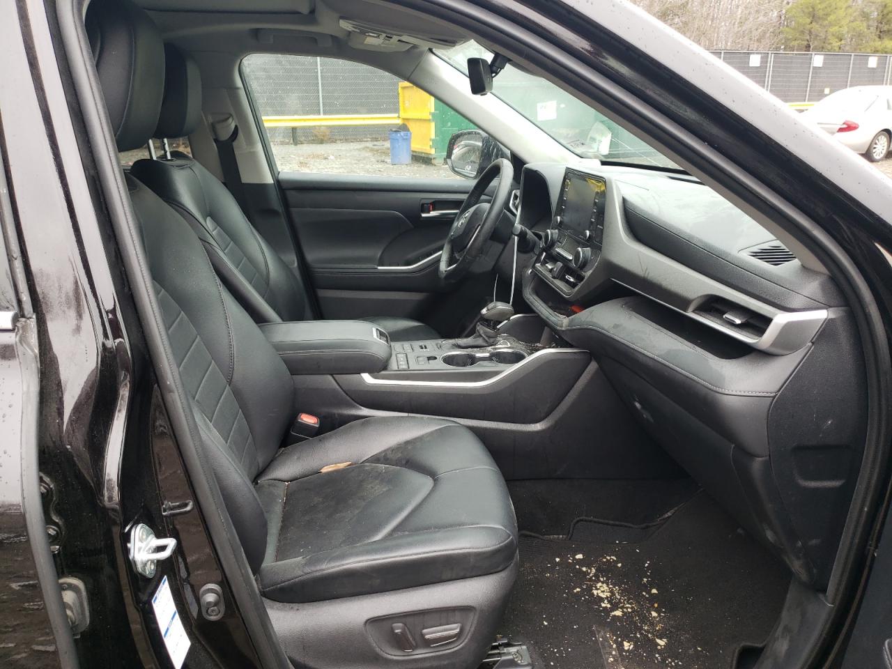 Photo 5 from auction – 2020 TOYOTA HIGHLANDER with VIN 5TDGZRBH7LS012949