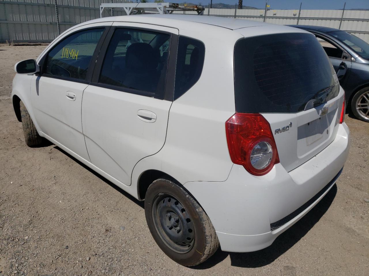 Photo 3 from auction – 2011 CHEVROLET AVEO LS with VIN KL1TD6DE1BB132774