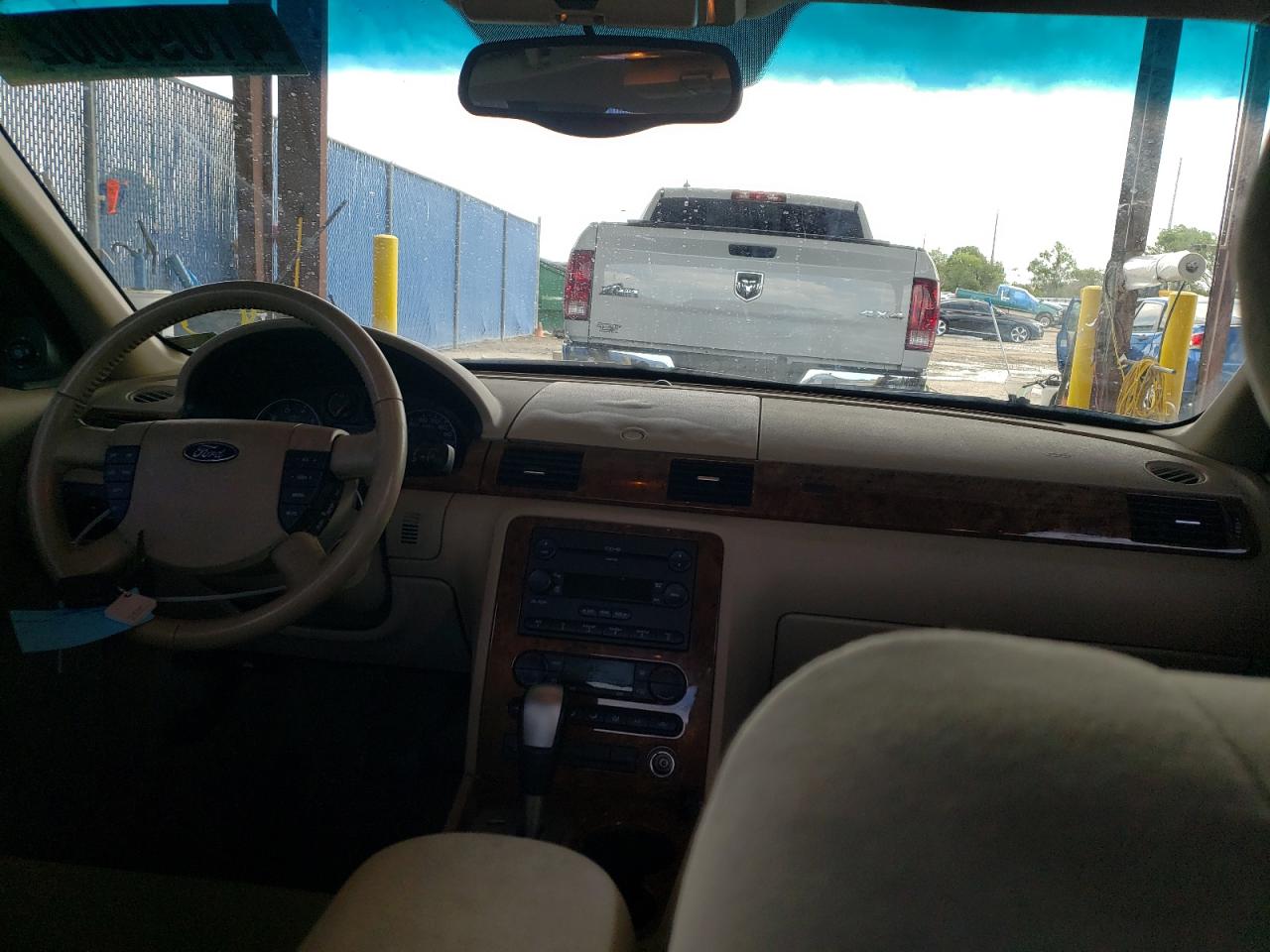 Photo 9 from auction – 2005 FORD FIVE HUNDR with VIN 1FAFP24115G148361
