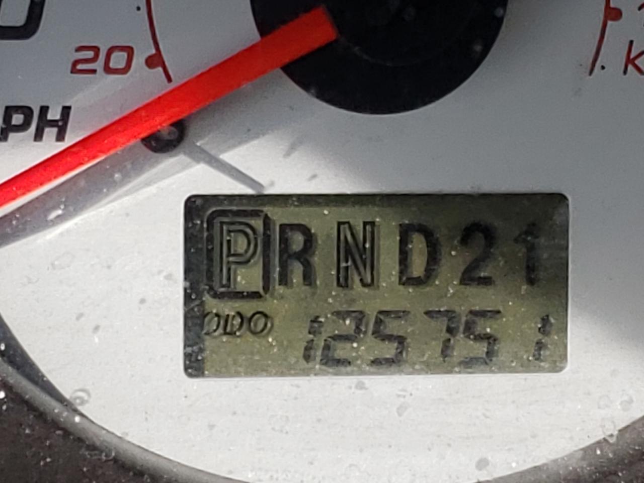 Photo 8 from auction – 2004 FORD ESCAPE XLT with VIN 1FMCU93154KB07464
