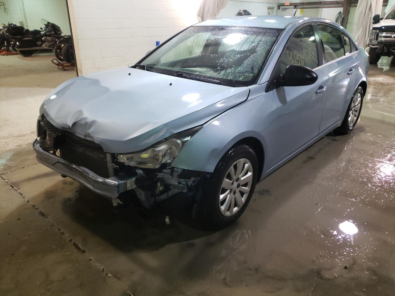 Photo 2 from auction – 2011 CHEVROLET CRUZE LS with VIN 1G1PC5SH0B7108210