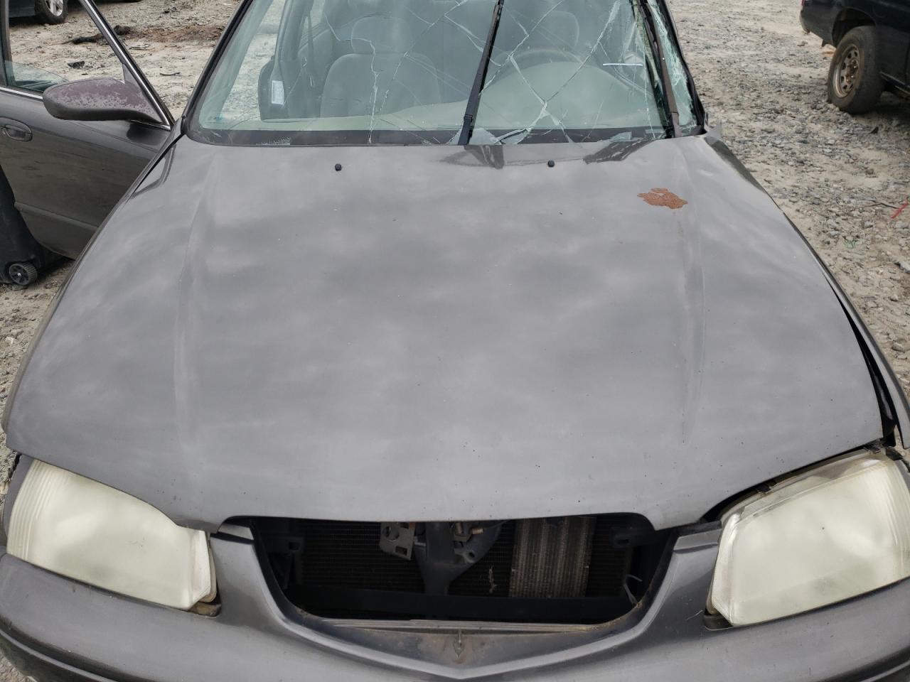 Photo 7 from auction – 2000 MAZDA 626 ES with VIN 1YVGF22C4Y5169897