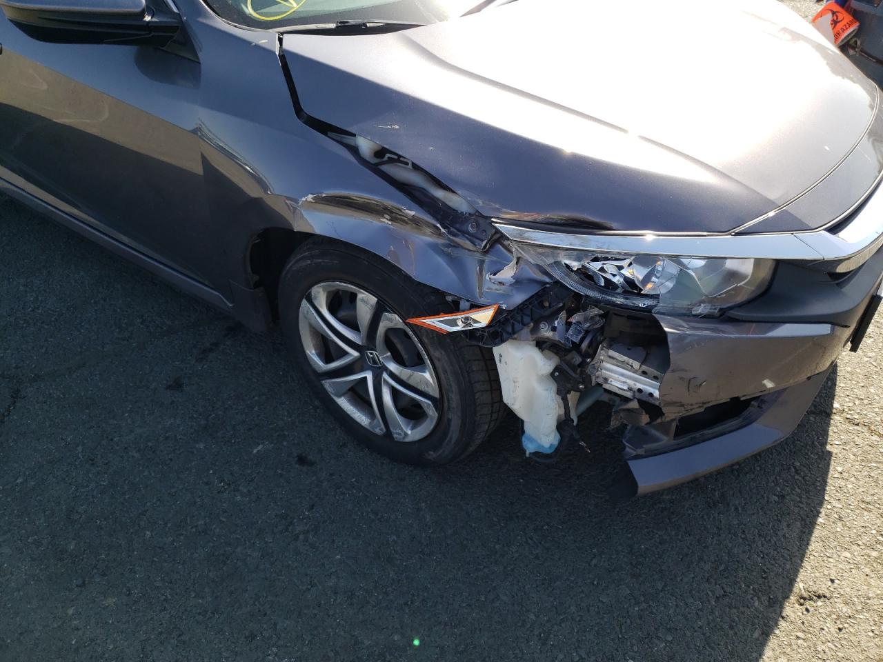 Photo 9 from auction – 2017 HONDA CIVIC LX with VIN 2HGFC2F52HH556156