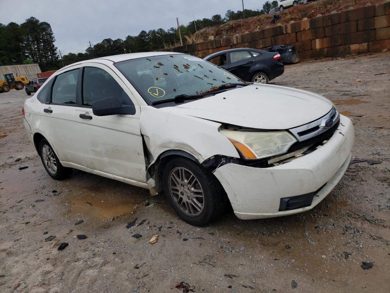 FORD FOCUS SE 2010 with VIN 1FAHP3FN5AW216708 - Photo from auction