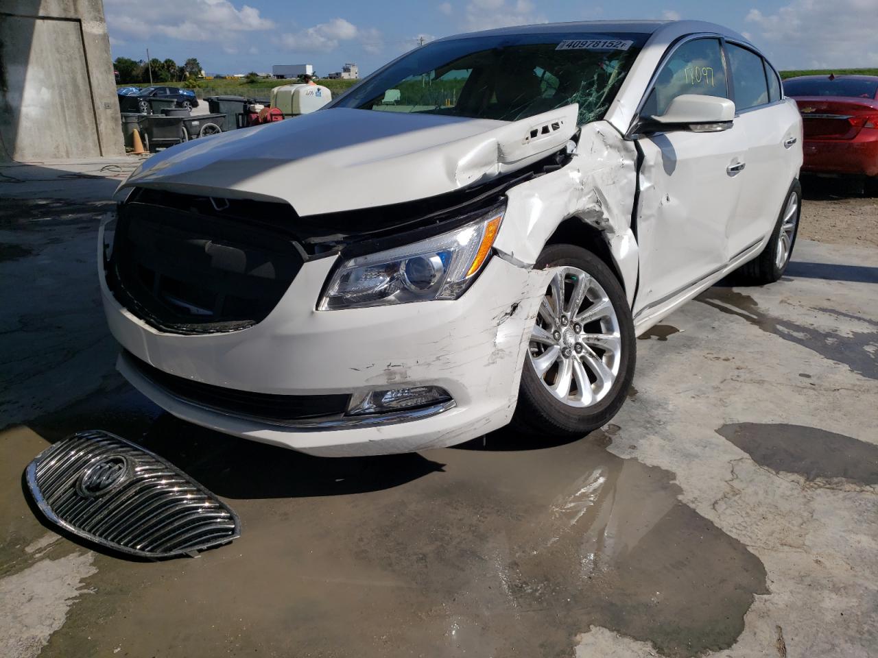 Photo 2 from auction – 2016 BUICK LACROSSE with VIN 1G4GB5G35GF162070
