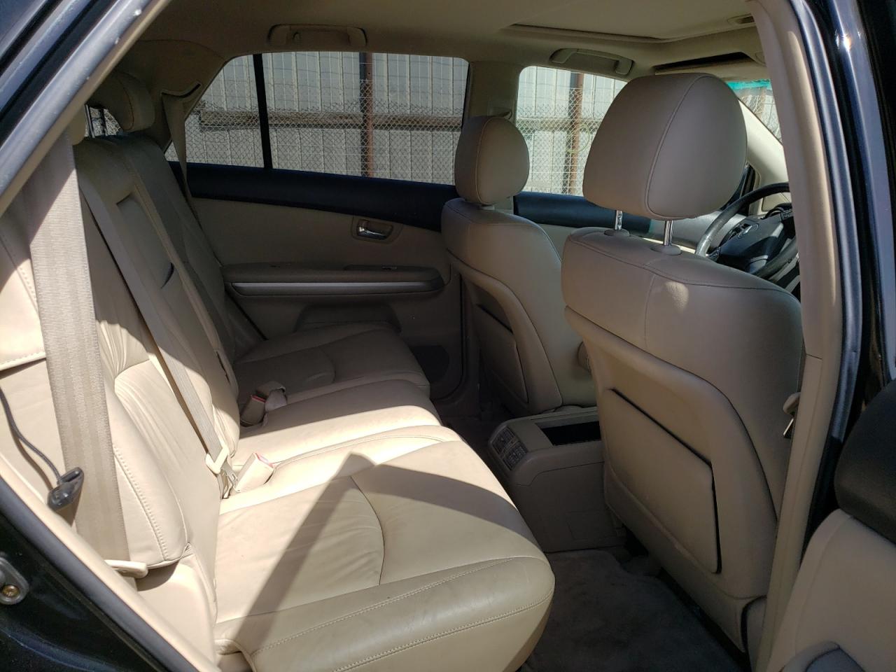 Photo 6 from auction – 2006 LEXUS RX 400 with VIN JTJHW31U260031731