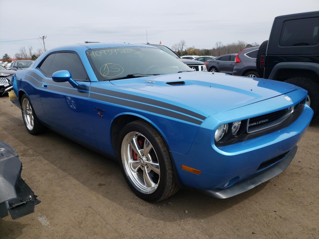 DODGE CHALLENGER 2009 with VIN 2B3LJ54T49H626317 - Photo from auction