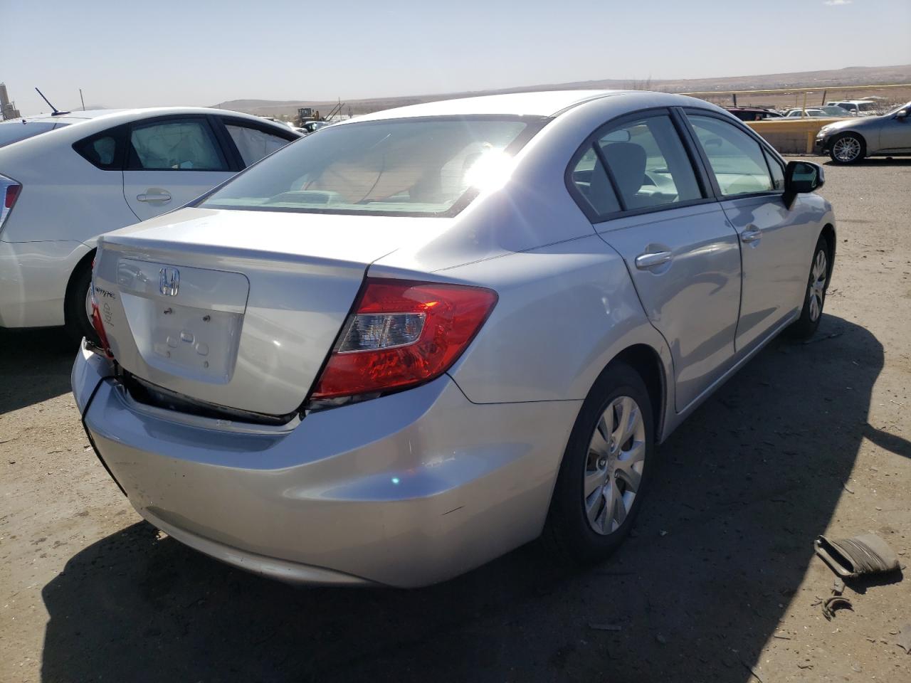 Photo 4 from auction – 2012 HONDA CIVIC LX with VIN 2HGFB2F55CH558592