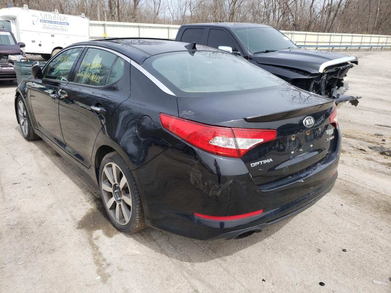 Photo 3 from auction – 2013 KIA OPTIMA SX with VIN 5XXGR4A61DG240726