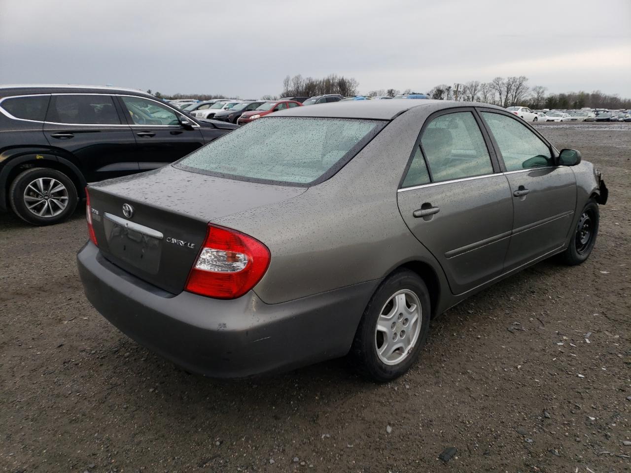 Photo 4 from auction – 2002 TOYOTA CAMRY LE with VIN 4T1BE32K02U542393