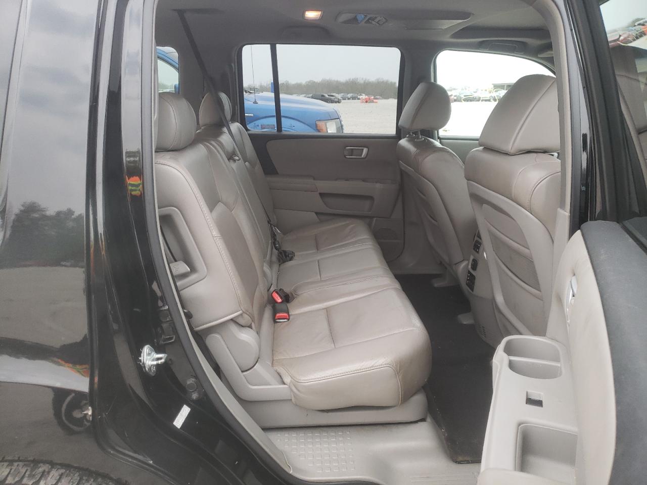 Photo 6 from auction – 2009 HONDA PILOT EXL with VIN 5FNYF48689B012364