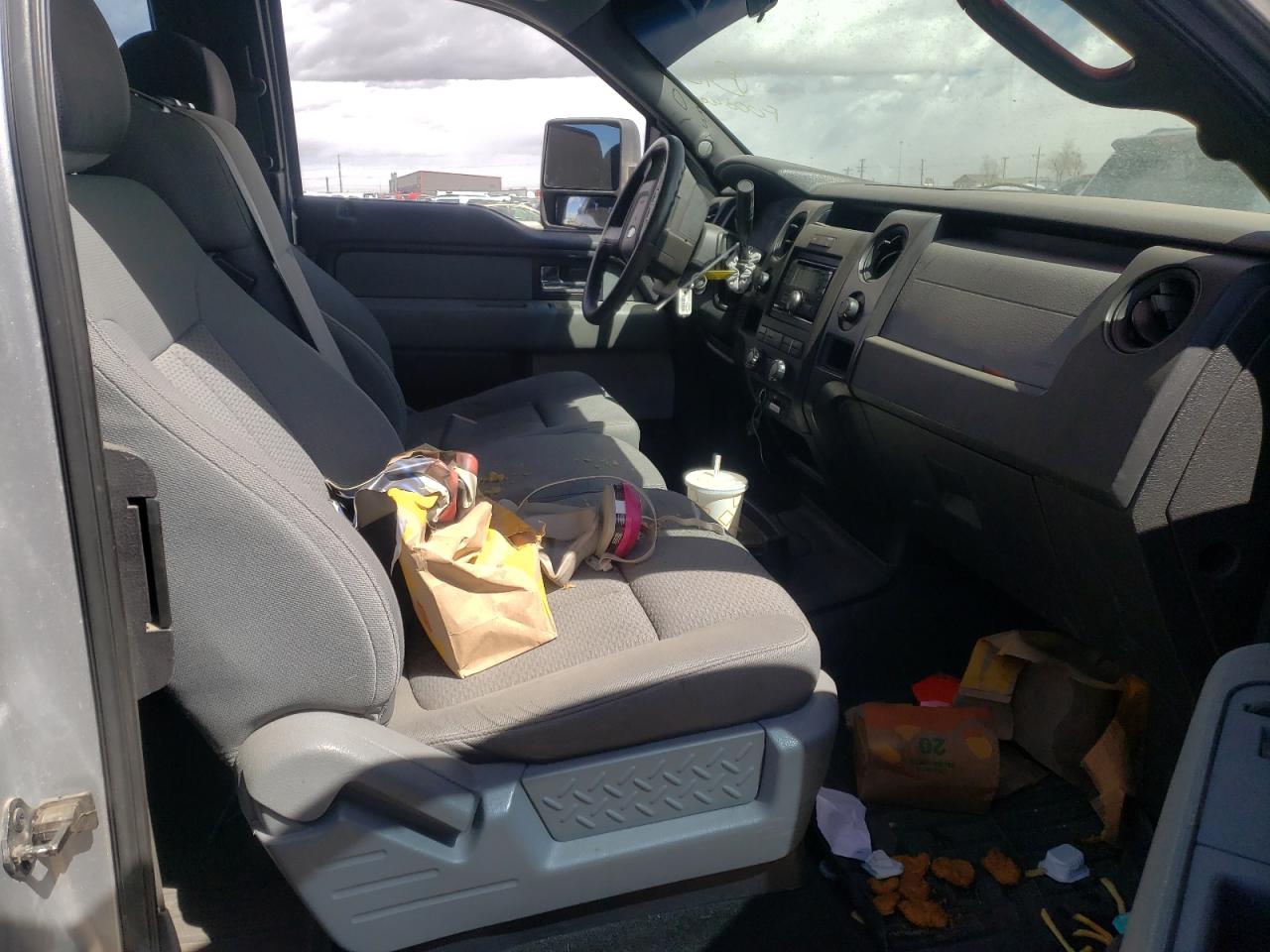 Photo 5 from auction – 2013 FORD F150 SUPER with VIN 1FTFX1EF1DFD17913