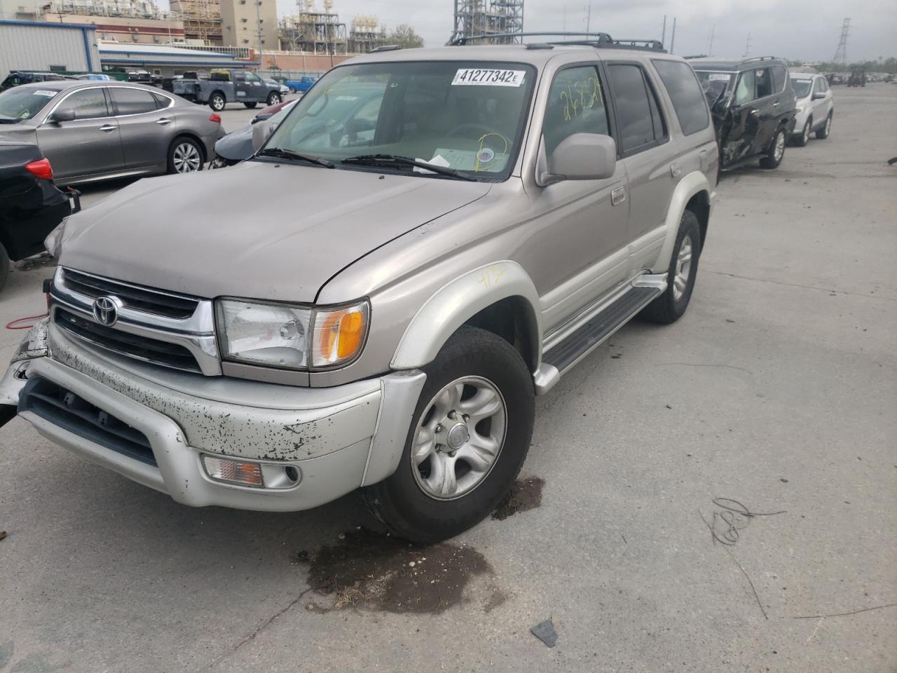 Photo 2 from auction – 2001 TOYOTA 4RUNNER LI with VIN JT3GN87R410188756