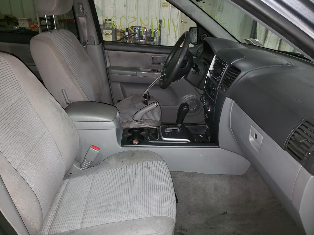 Photo 5 from auction – 2009 KIA SORENTO LX with VIN KNDJC735595868166