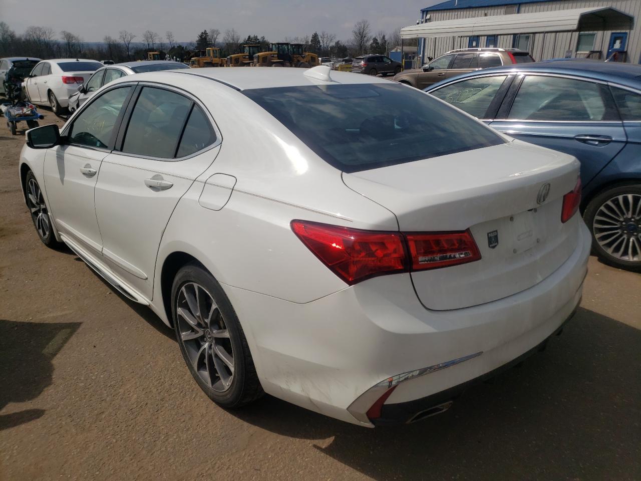 Photo 3 from auction – 2018 ACURA TLX TECH with VIN 19UUB2F5XJA012325