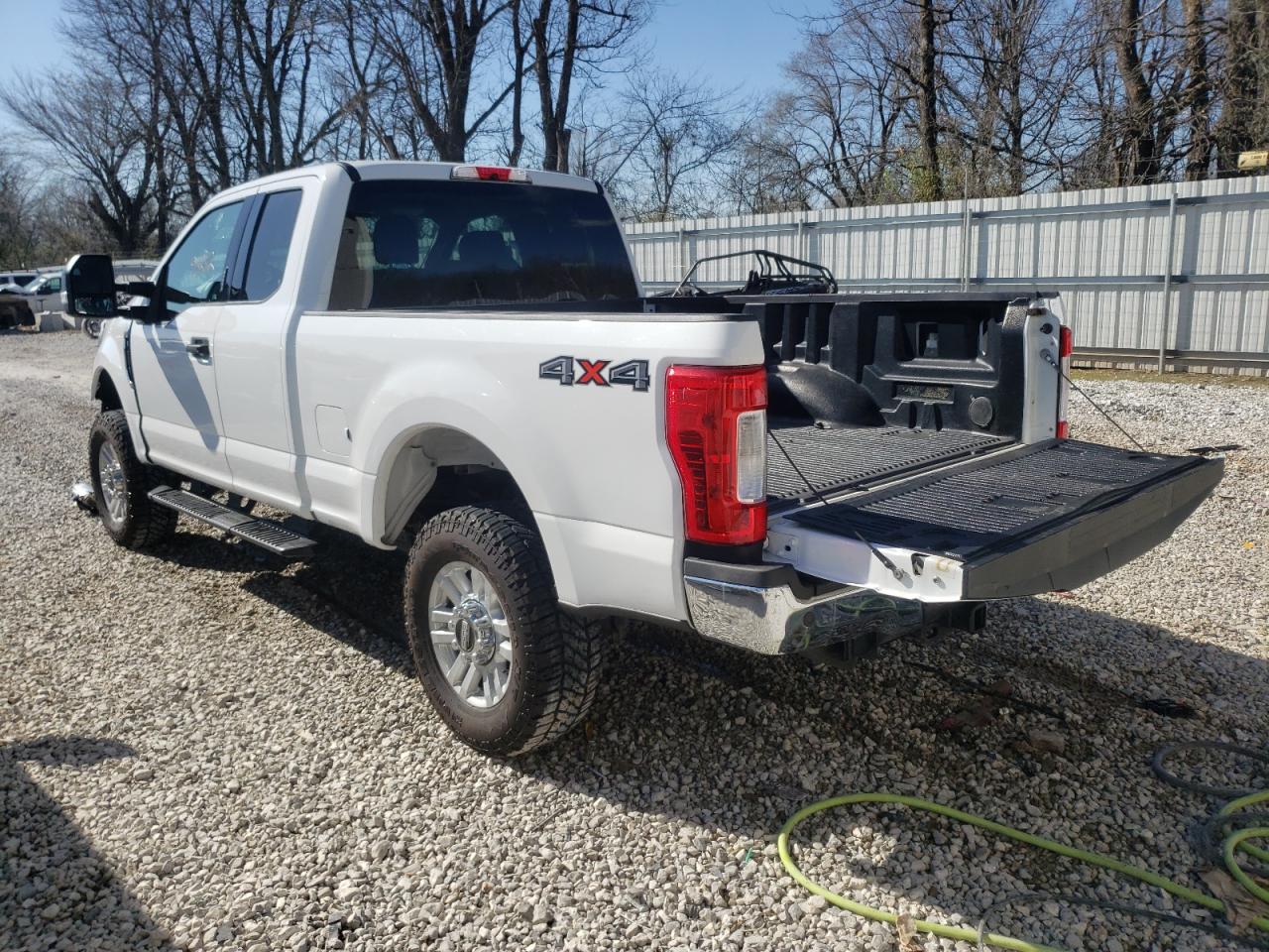 Photo 3 from auction – 2018 FORD F250 SUPER with VIN 1FT7X2B65JEB09839