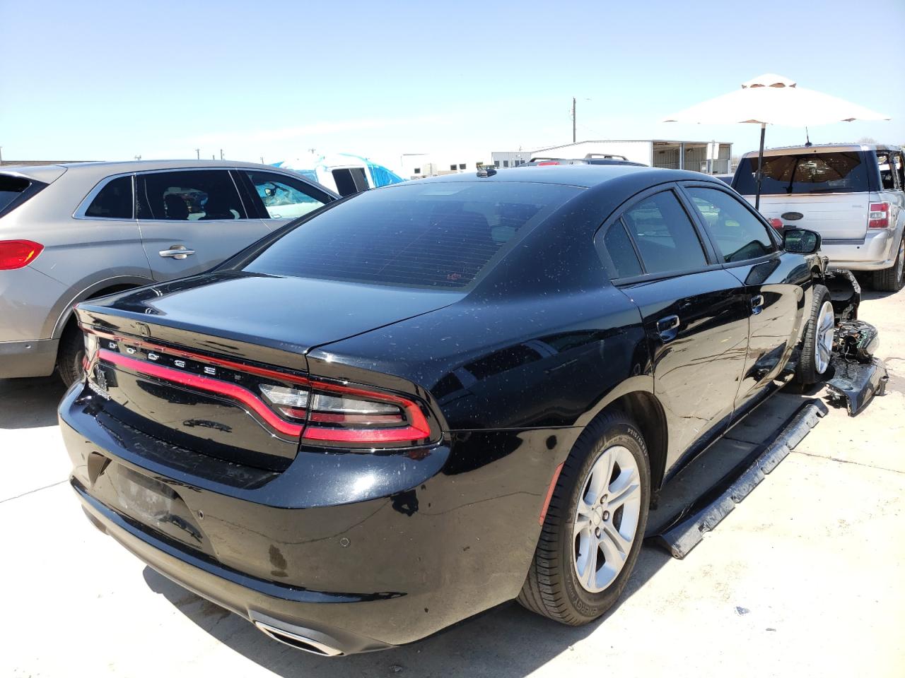 Photo 4 from auction – 2019 DODGE CHARGER SX with VIN 2C3CDXBG6KH655657